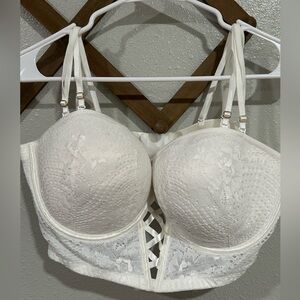 NWOT Cacique off white laced bra size 42D